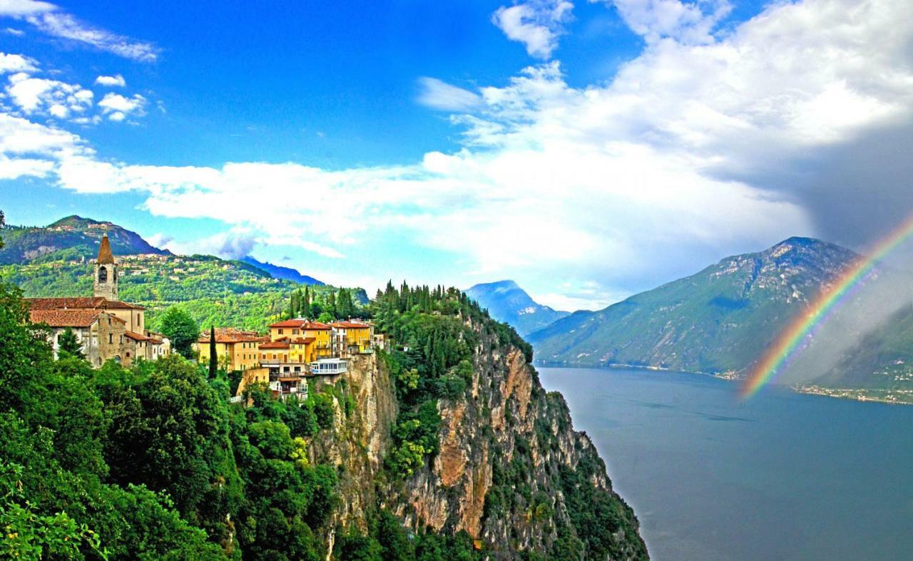 Casa Nonno Sergio Lake View By Gardadomusmea Tremosine Экстерьер фото